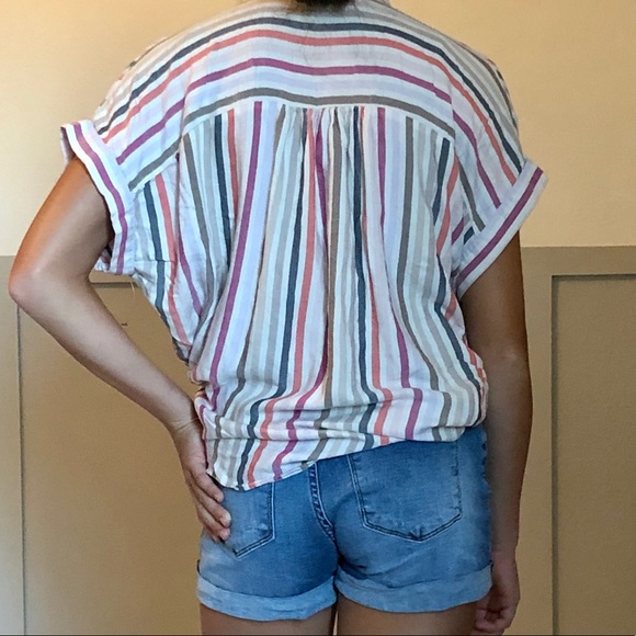 multicolored button up! - Picture 3 of 3